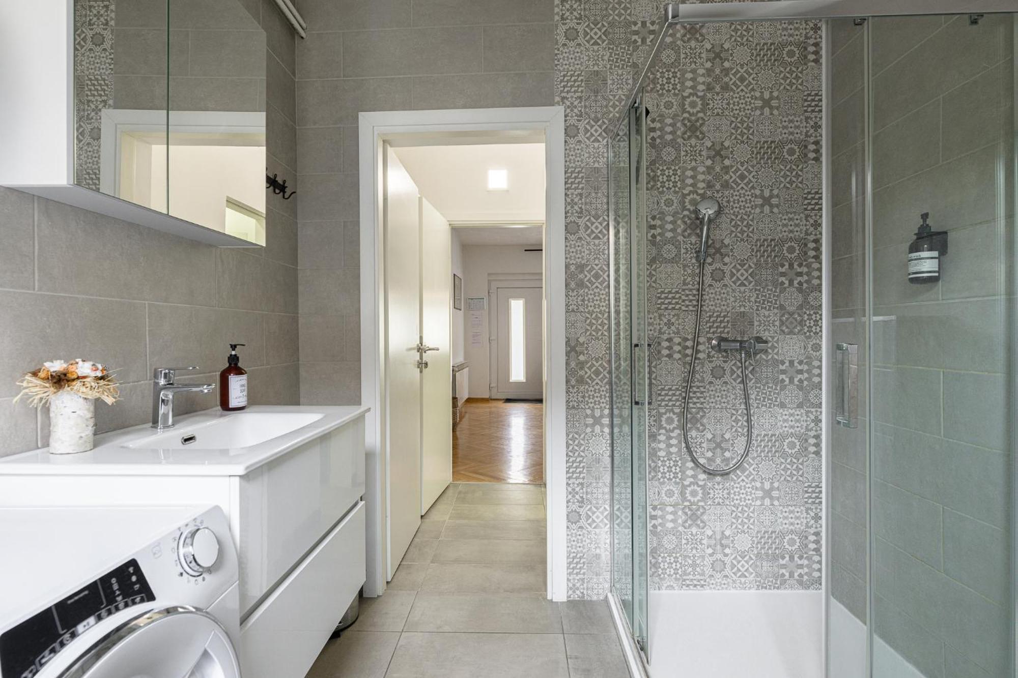 Upper Town Apartman *